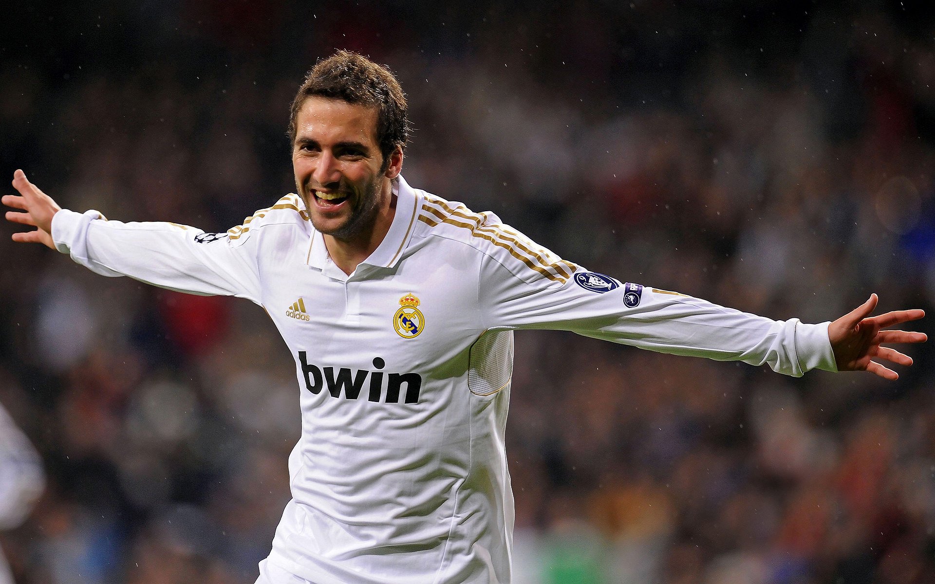 企业“能量周”：每天中午统一放广播体操+简易拉伸音乐